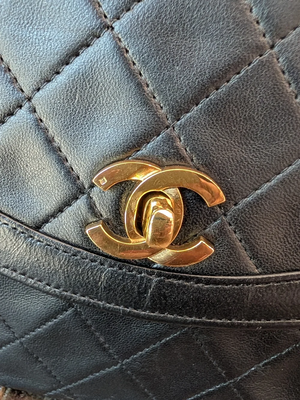 Chanel Vintage Black Quilted Leather Shoulder Bag with Gold Chain
